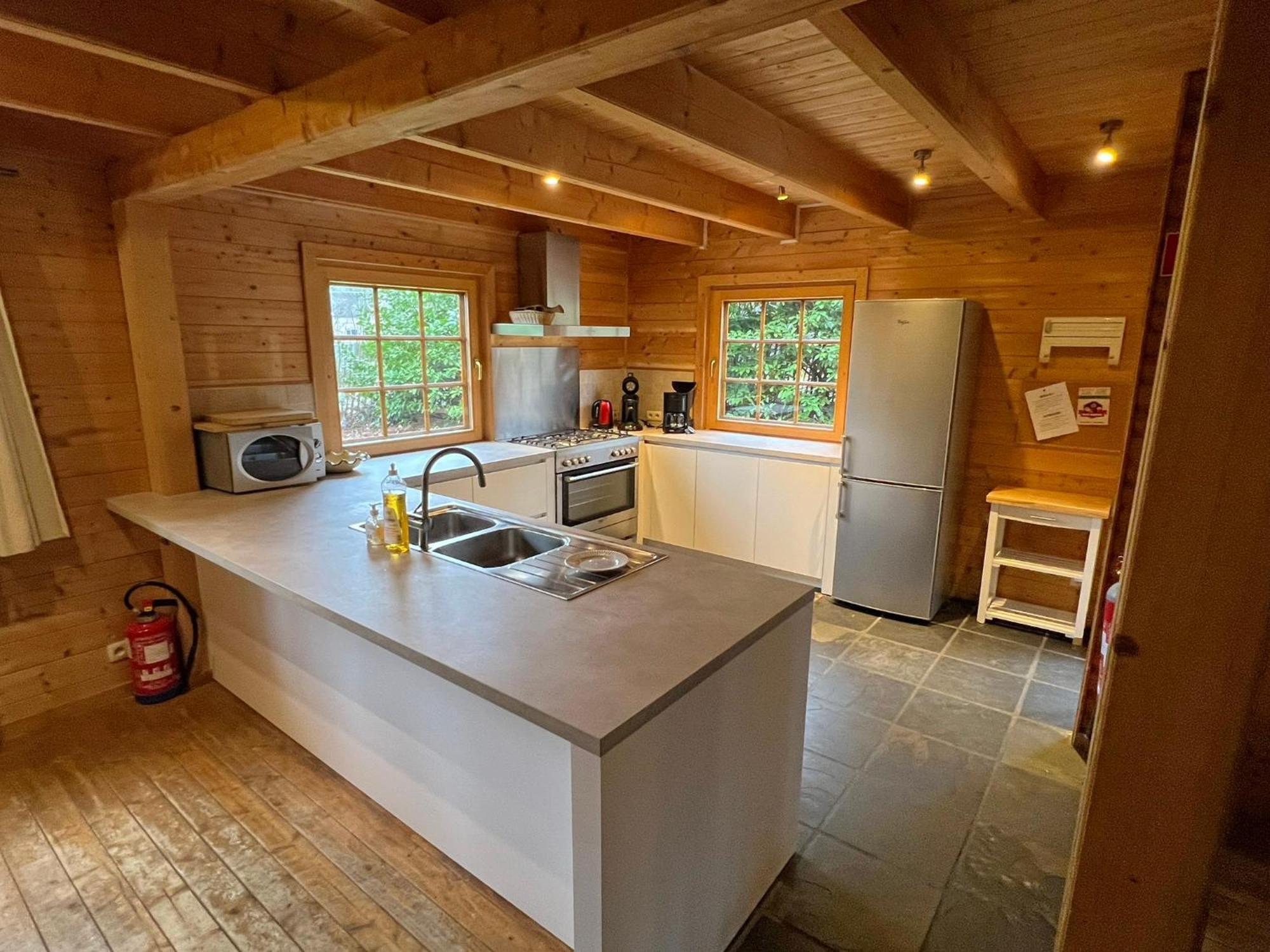 La Grande Ourse Villa ดูร์บี ภายนอก รูปภาพ