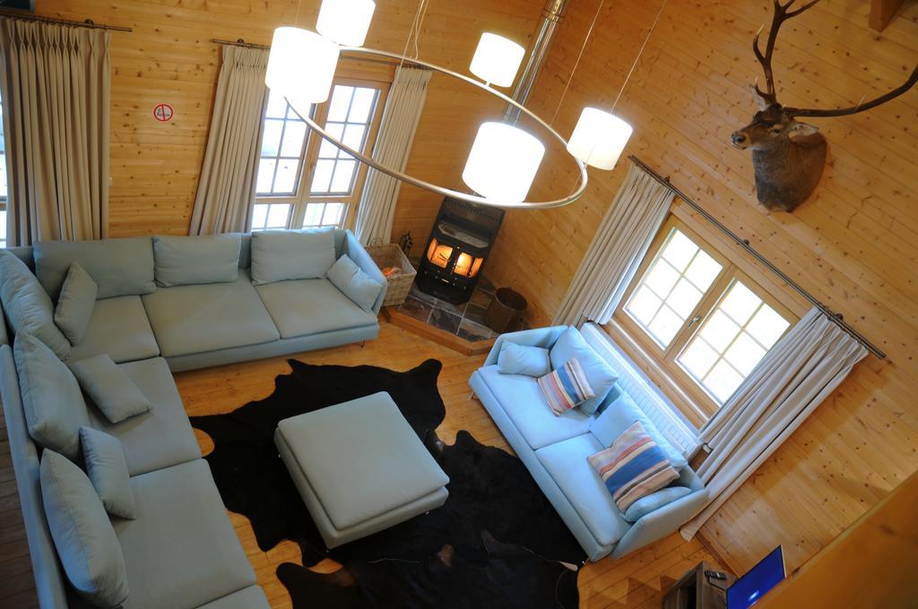 La Grande Ourse Villa ดูร์บี ภายนอก รูปภาพ