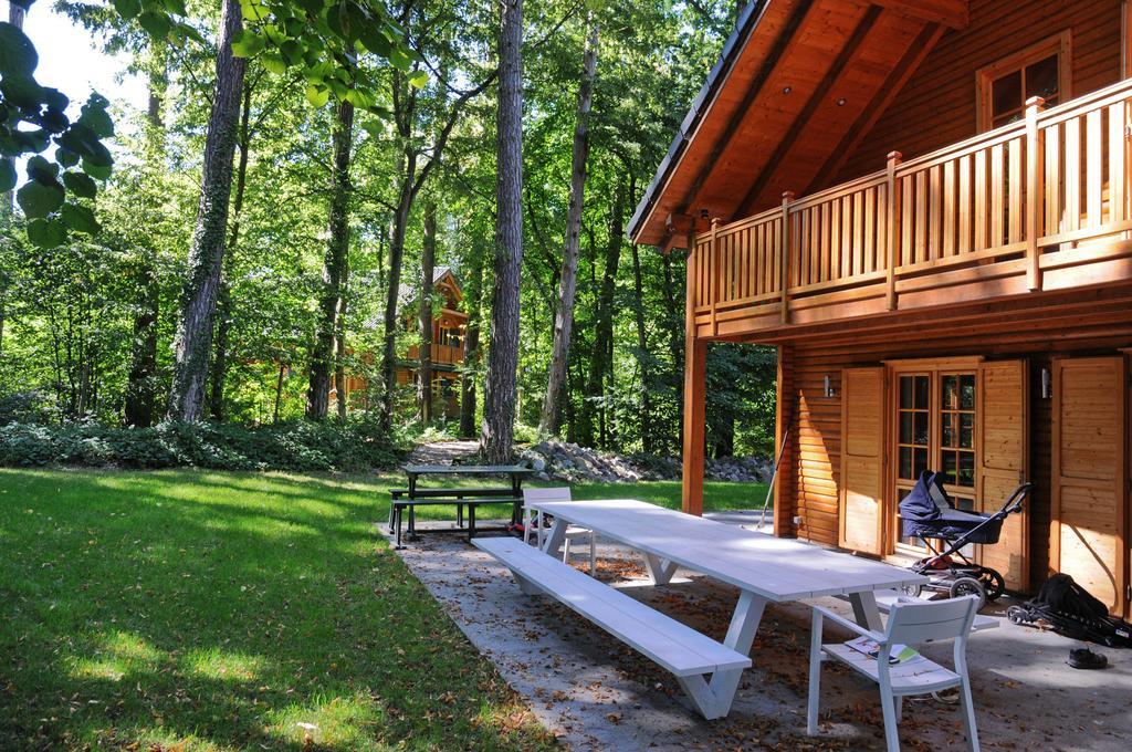 La Grande Ourse Villa ดูร์บี ภายนอก รูปภาพ